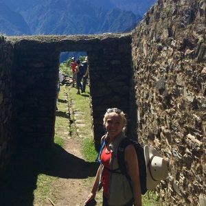 Meet your Posher, Lysandra